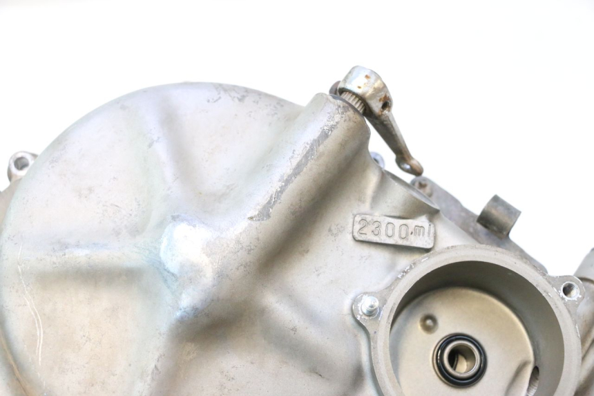 photo de CARTER EMBRAYAGE SUZUKI DR S 600 (1985 - 1989) - Zoom composants