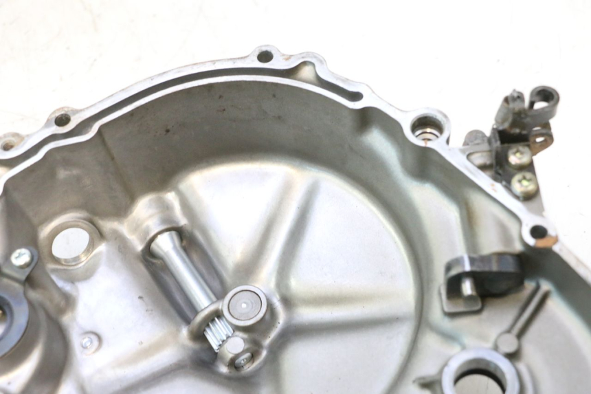 photo de CARTER EMBRAYAGE SUZUKI DR S 600 (1985 - 1989) - Zoom état d’usage