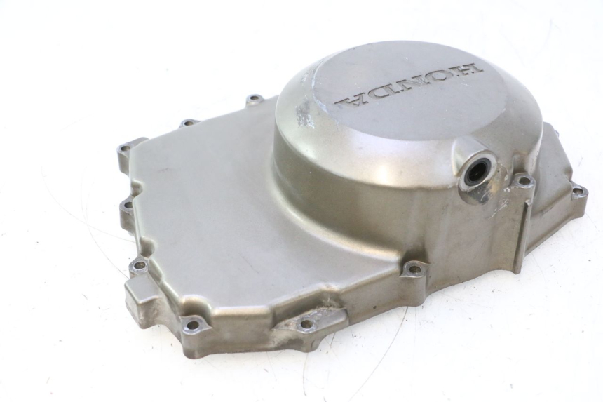 photo de CARTER EMBRAYAGE HONDA XRV AFRICA TWIN 750 (1990 - 1992) - Gros plan technique