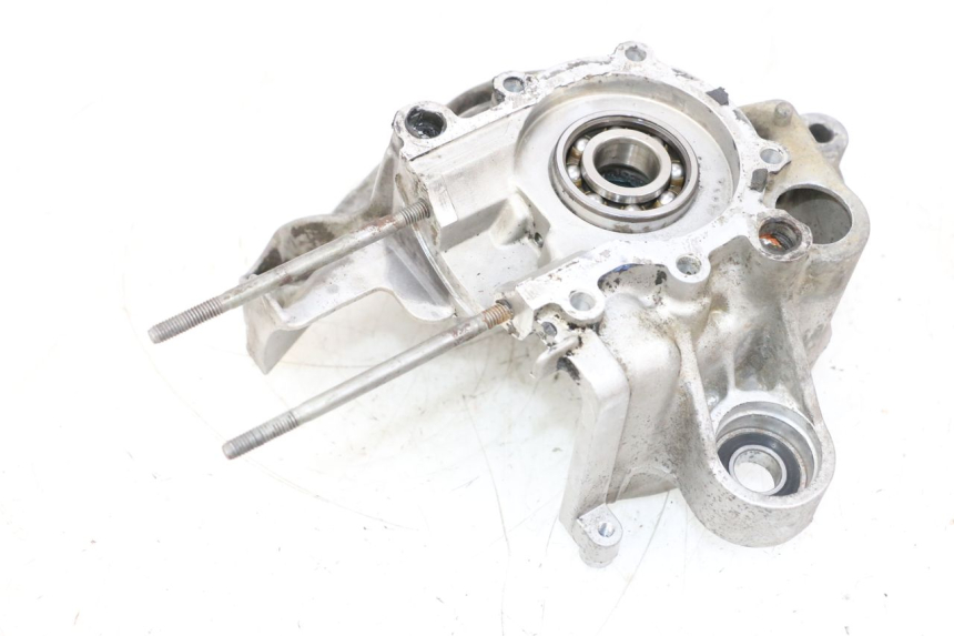 photo de CARTER MOTEUR DROIT MBK BOOSTER SPIRIT NAKED 50 (2004 - 2017) - Détail de la pièce