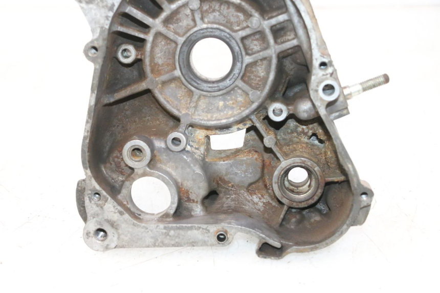 photo de CARTER MOTEUR DROIT HONDA FES PANTHEON 2T 125 (1998 - 2002) - État de surface