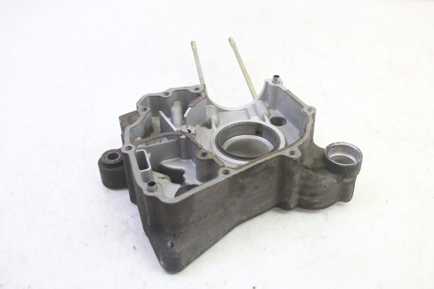 photo de CARTER MOTEUR DROIT SYM FIDDLE 3 III 125 (2014 - 2020) - Autre angle de vue