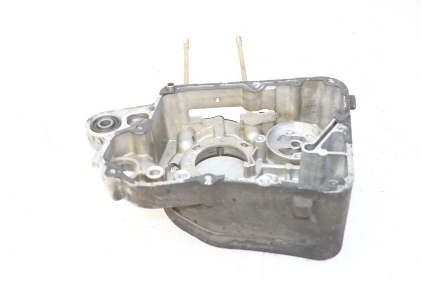 photo de CARTER MOTEUR DROIT KYMCO GRAND DINK 125 (2008 - 2014)