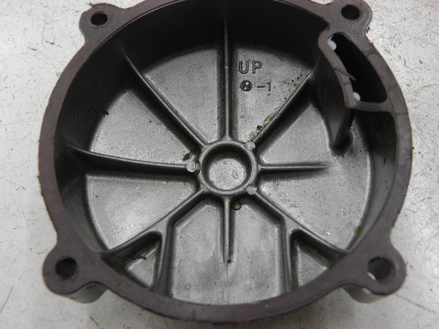 photo de CARTER MOTEUR DROIT KAWASAKI ZZR 600 (1995 - 2004)