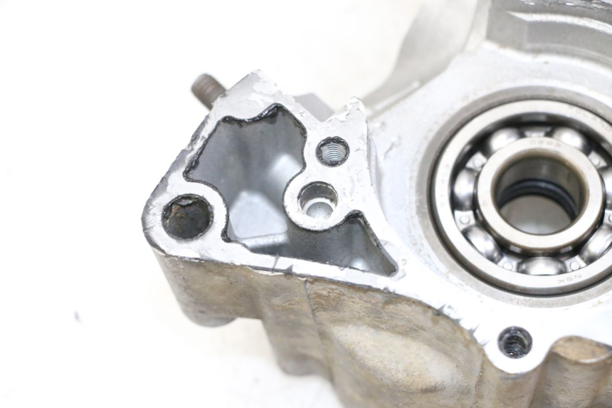 photo de CARTER MOTEUR DROIT KAWASAKI KX 65 (2000 - 2019) - Gros plan technique