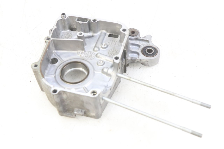 photo de CARTER MOTEUR DROIT KYMCO AGILITY 16+ 4T 50 (2018 - 2023)