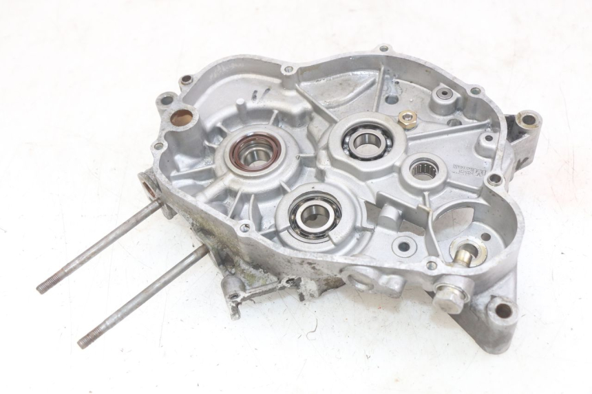 photo de CARTER MOTEUR DROIT PEUGEOT XP6 50 (2006 - 2011)