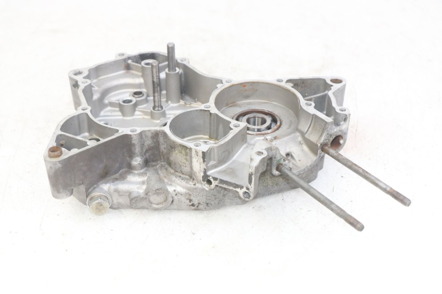 photo de CARTER MOTEUR DROIT PEUGEOT XP6 50 (2006 - 2011)