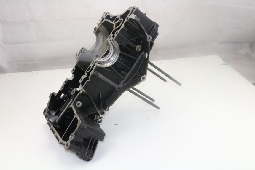 photo de CARTER MOTEUR DROIT BMW R GS 1150 (1999 - 2004)