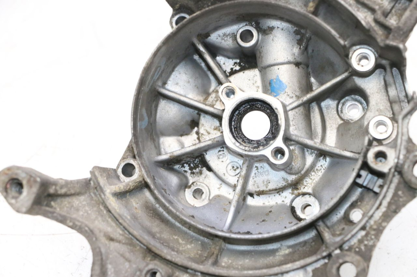 photo de CARTER MOTEUR DROIT PEUGEOT SPEEDFIGHT LC 50 (1996 - 2002) - Autre angle de vue
