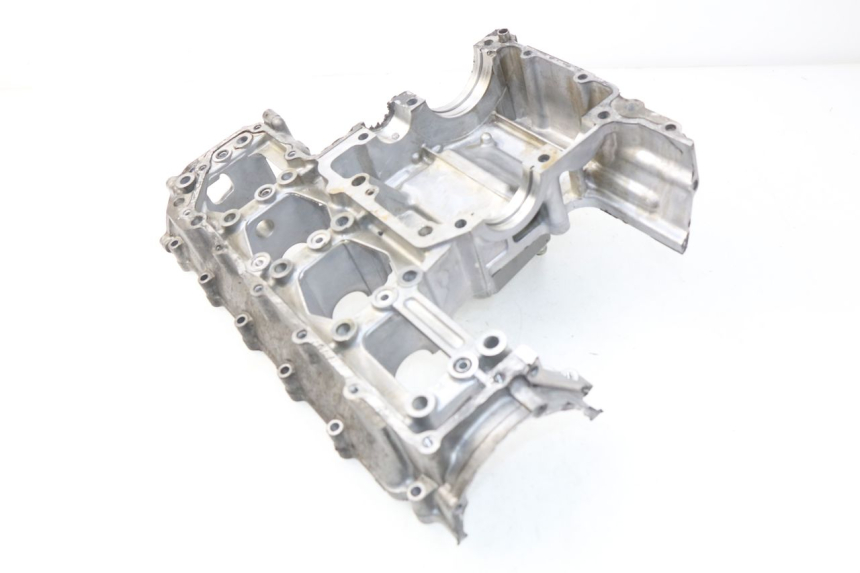 photo de CARTER MOTEUR DROIT SUZUKI GSX-R GSXR 600 (2001 - 2003)