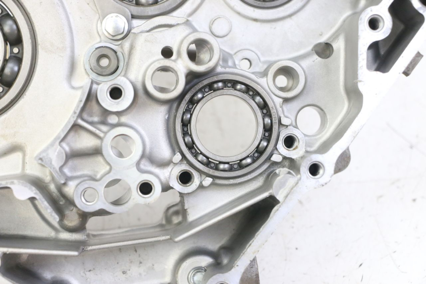 photo de CARTER MOTEUR DROIT YAMAHA YZ-F YZF 250 (2007 - 2013)