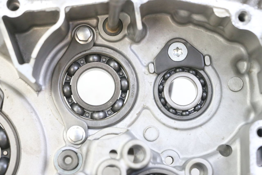 photo de CARTER MOTEUR DROIT YAMAHA YZ-F YZF 250 (2007 - 2013)