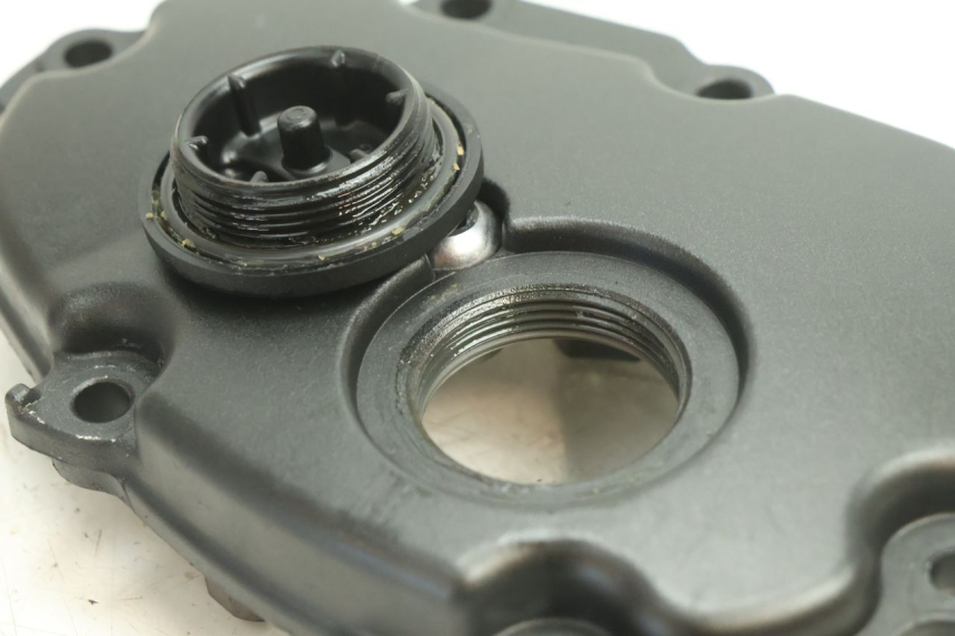 photo de CARTER MOTEUR DROIT YAMAHA YZF R6 600 (2008 - 2009) - Autre angle de vue
