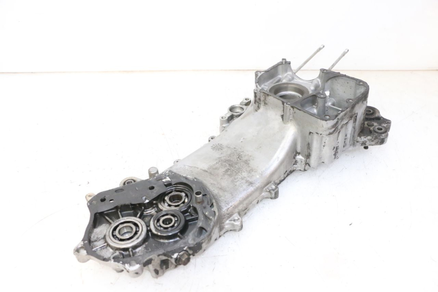 photo de CARTER MOTEUR GAUCHE KYMCO AGILITY 4T 50 (2005 - 2018)