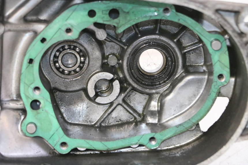 photo de CARTER MOTEUR GAUCHE PEUGEOT CITYSTAR 50 (2013 - 2017)