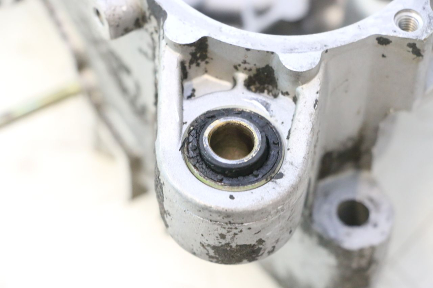 photo de CARTER MOTEUR GAUCHE PIAGGIO FLY 2T 50 (2004 - 2017) - Marquages et références