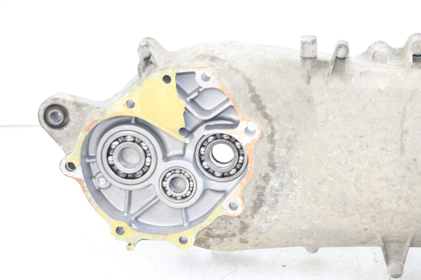 photo de CARTER MOTEUR GAUCHE HONDA FES PANTHEON 2T 125 (1998 - 2002)