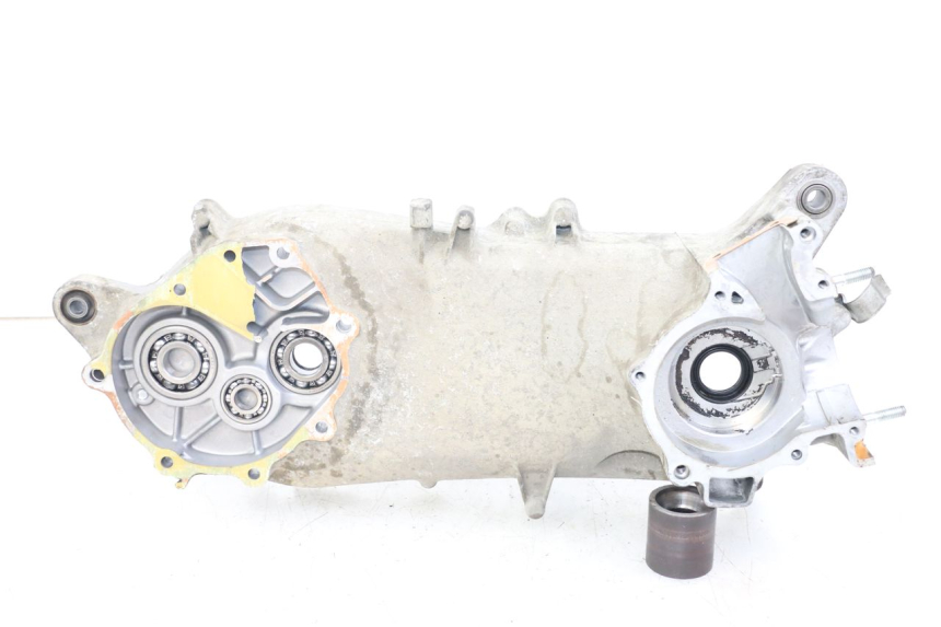 photo de CARTER MOTEUR GAUCHE HONDA FES PANTHEON 2T 125 (1998 - 2002)