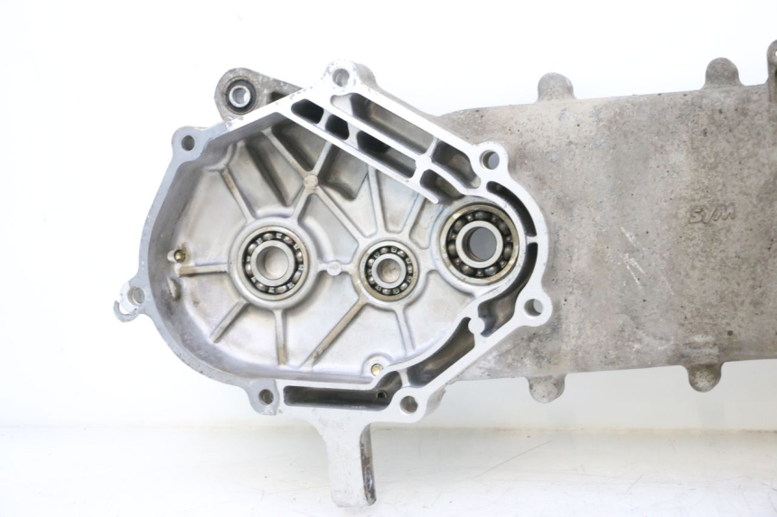 photo de CARTER MOTEUR GAUCHE SYM JET 14 4T 50 (2018 - 2022) - Autre angle de vue