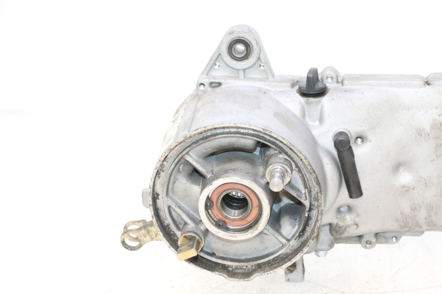 photo de CARTER MOTEUR GAUCHE RIDE JUMP 2T 50 (2012 - 2017) - Marquages et références