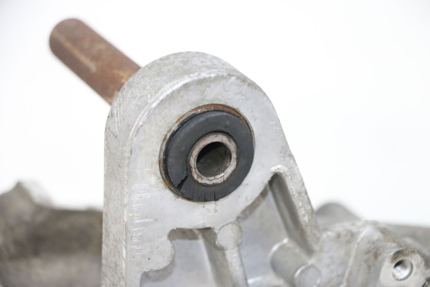 photo de CARTER MOTEUR GAUCHE PEUGEOT KISBEE 2T 50 (2010 - 2017) - Vue rapprochée