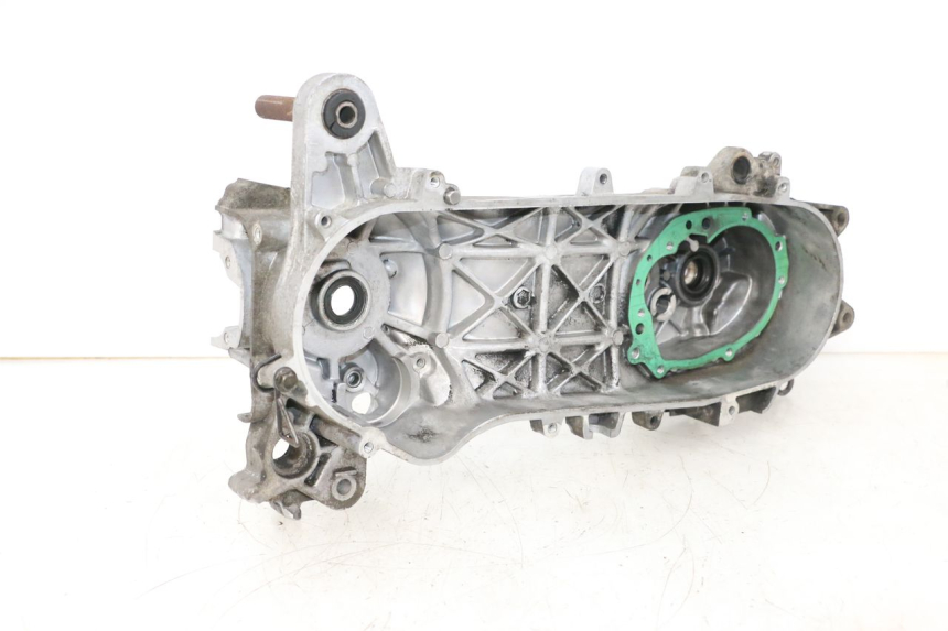 photo de CARTER MOTEUR GAUCHE PEUGEOT KISBEE 2T 50 (2010 - 2017) - Photo complémentaire