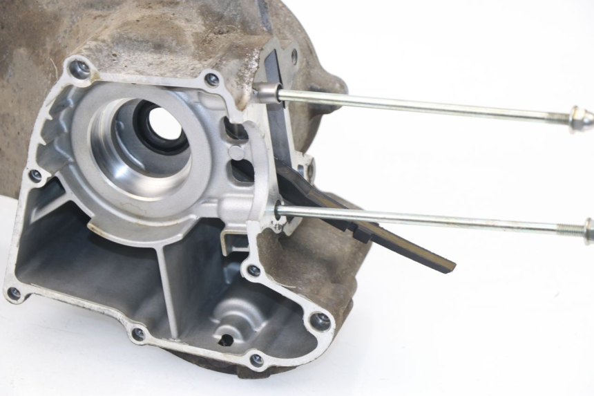photo de CARTER MOTEUR GAUCHE MBK OVETTO 4T 50 (2008 - 2016)