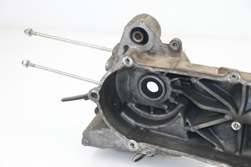 photo de CARTER MOTEUR GAUCHE MBK OVETTO 4T 50 (2008 - 2016)