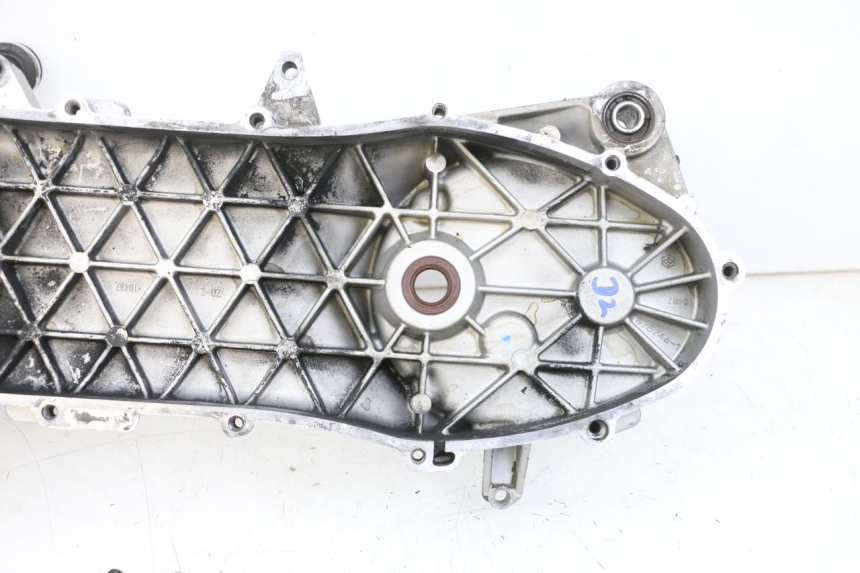 photo de CARTER MOTEUR GAUCHE PIAGGIO NEW TYPHOON 50 (2018 - 2021) - Détails caractéristiques