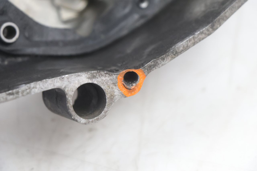 photo de CARTER MOTEUR GAUCHE MBK NITRO 50 (2004 - 2008) - Gros plan technique