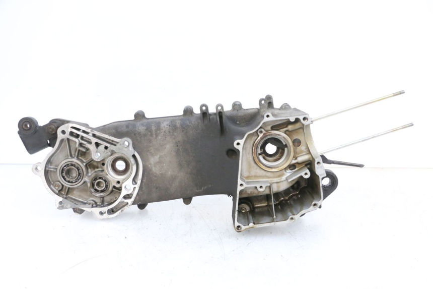 photo de CARTER MOTEUR GAUCHE SYM ORBIT III 3 4T 50 (2021 - 2025) - Zoom composants