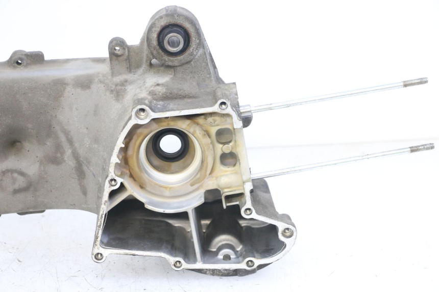photo de CARTER MOTEUR GAUCHE MBK OVETTO 4T 50 (2008 - 2016)
