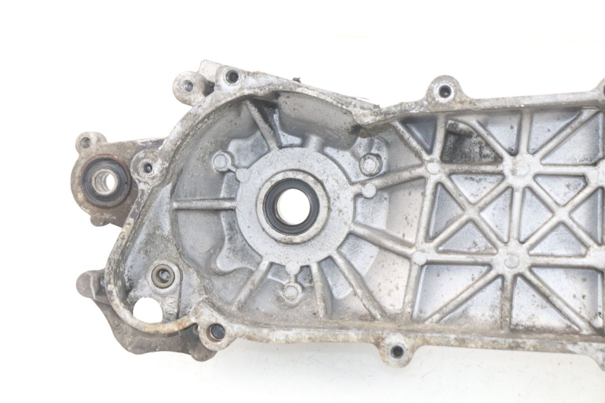 photo de CARTER MOTEUR GAUCHE PEUGEOT ZENITH 50 (1994 - 1999)