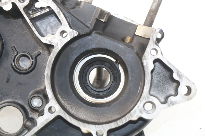 photo de CARTER MOTEUR GAUCHE SUZUKI JR 80 (2001 - 2006)