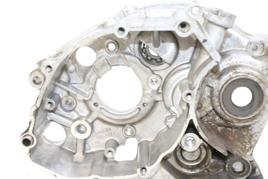 photo de CARTER MOTEUR GAUCHE YAMAHA TTR 125 (2000 - 2020) - Zoom composants