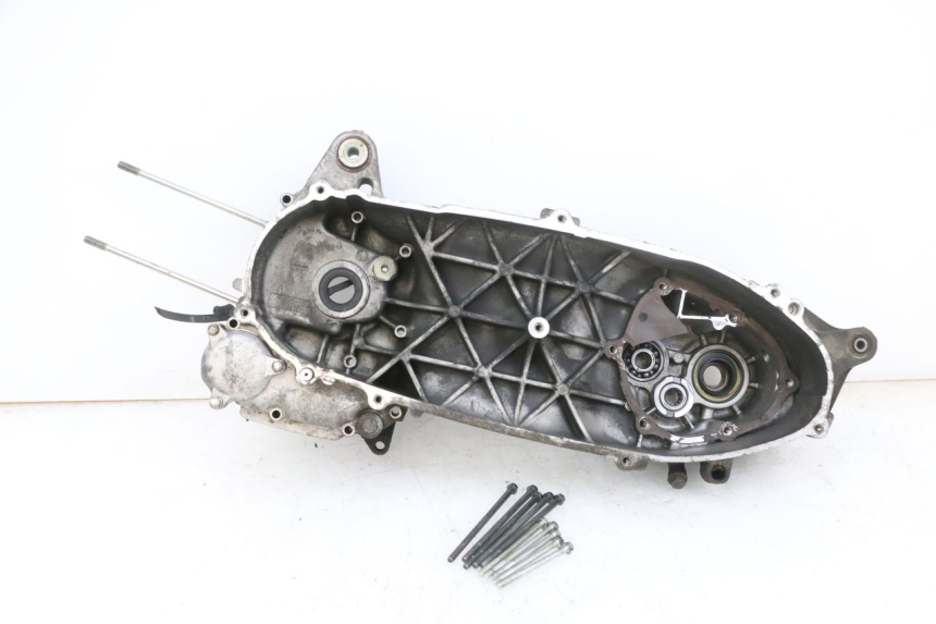 photo de CARTER MOTEUR GAUCHE YAMAHA X-MAX XMAX 125 (2010 - 2014)