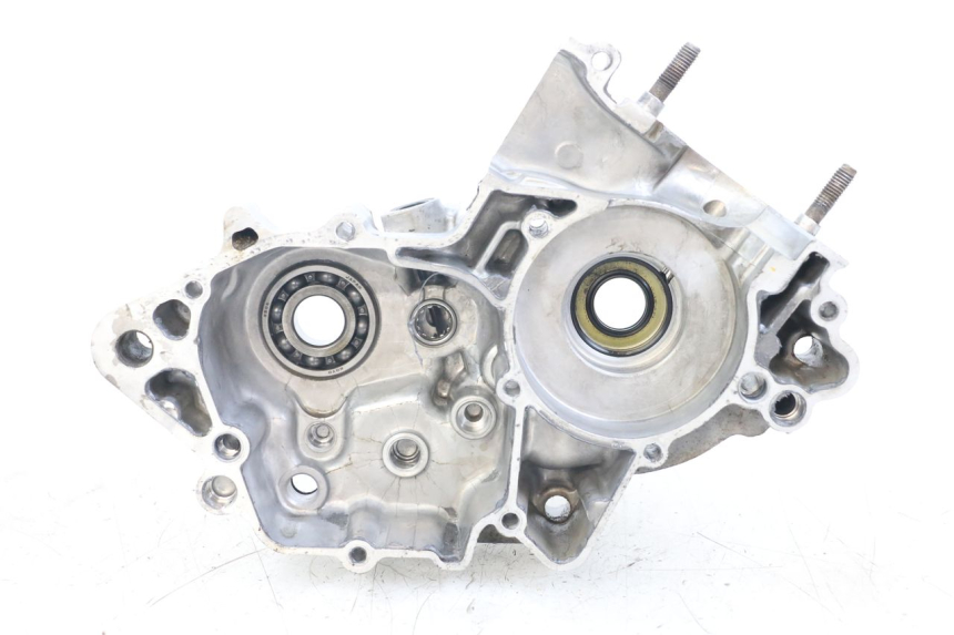 photo de Left engine crankcase YAMAHA YZ 85 (2002 - 2018)