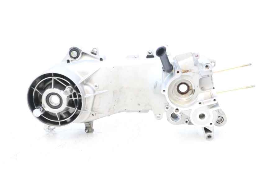 photo de CARTER MOTEUR GAUCHE PIAGGIO ZIP 2T 50 (2009 - 2019) - Points de fixation