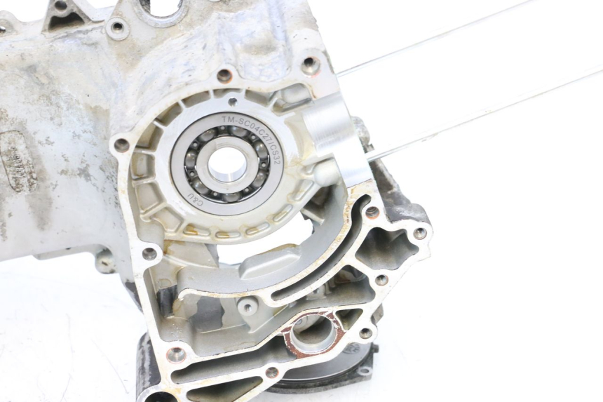 photo de CARTER MOTEUR GAUCHE PIAGGIO ZIP 4T 50 (2018 - 2020) - État de surface