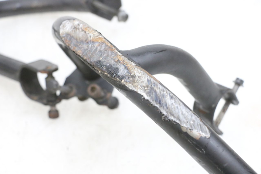 photo de CARTER PARE CYLINDRE KAWASAKI ZR 7 750 (1999 - 2001) - Zoom état d’usage