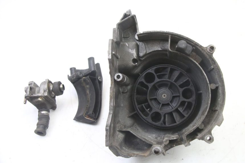 photo de CARTER POMPE A EAU PIAGGIO X8 125 (2004 - 2007)