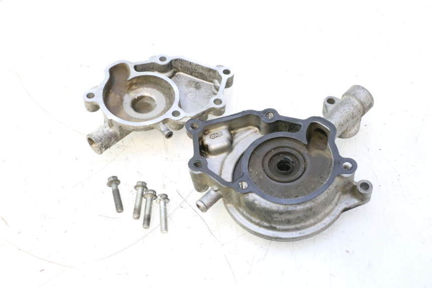 photo de CARTER POMPE A EAU YAMAHA X-MAX XMAX 125 (2010 - 2013) - Vue principale