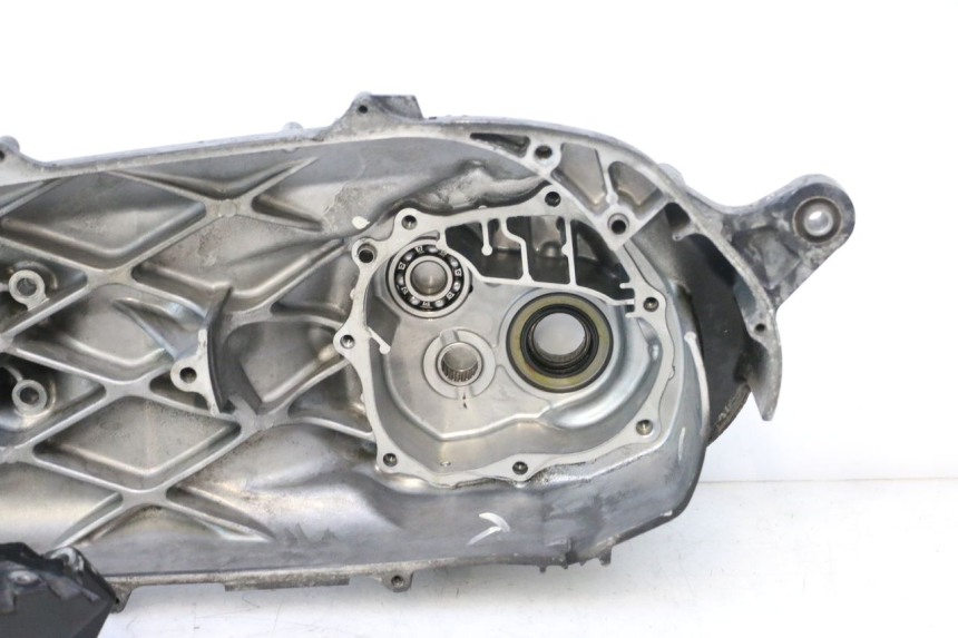 photo de CARTER TRANSMISSION ROUE HONDA FJS SILVER WING SILVERWING 400 (2005 - 2008) - Photo complémentaire