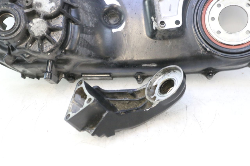 photo de CARTER TRANSMISSION ROUE HONDA FJS SILVER WING SILVERWING 400 (2005 - 2008) - Points de fixation
