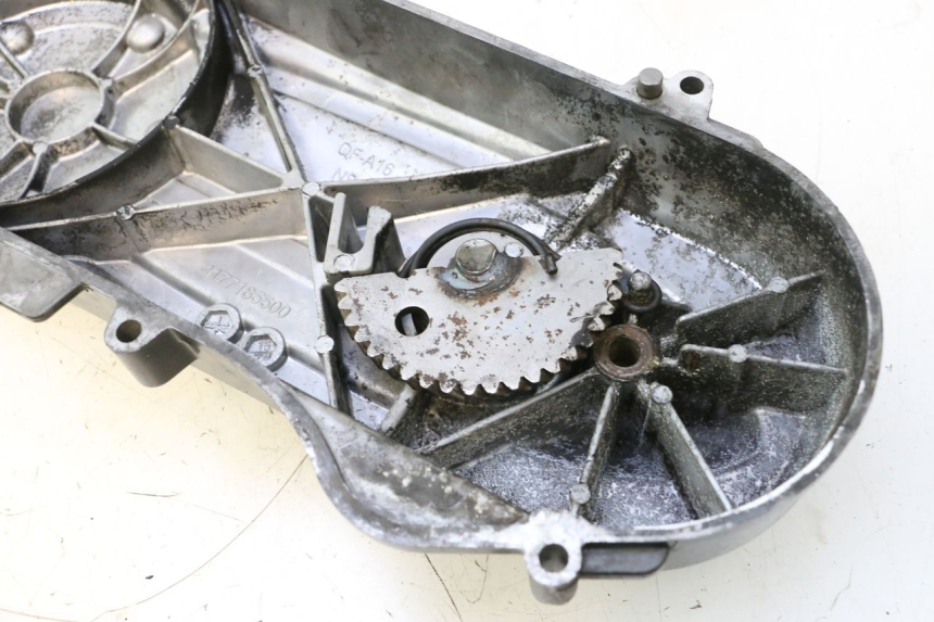 photo de CARTER VARIATEUR PEUGEOT KISBEE 2T 50 (2010 - 2017) - Gros plan technique