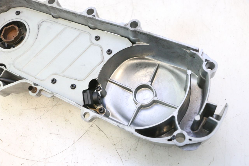 photo de CARTER VARIATEUR PEUGEOT KISBEE 4T 50 (2018 - 2022) - Détails caractéristiques