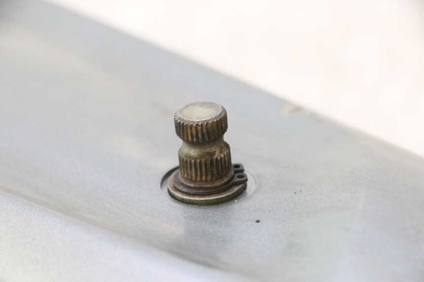 photo de CARTER VARIATEUR PEUGEOT KISBEE 4T 50 (2018 - 2022) - État de surface