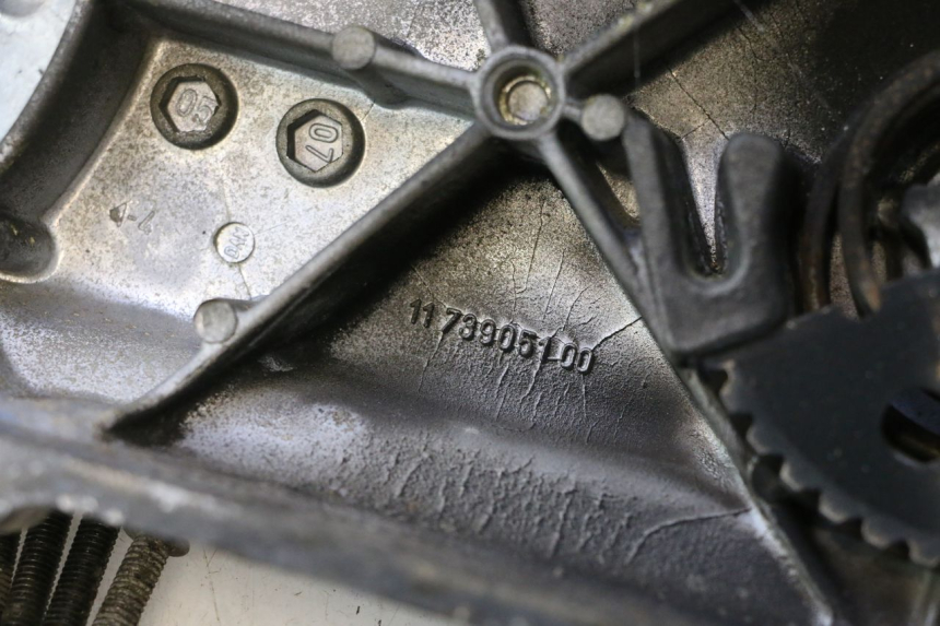 photo de CARTER VARIATEUR PEUGEOT VIVACITY 50 (2004 - 2009) - Autre angle de vue