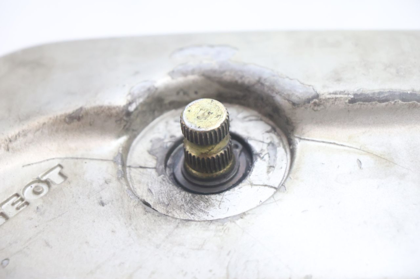 photo de CARTER VARIATEUR PEUGEOT VIVACITY 100 (1999 - 2008) - Gros plan technique